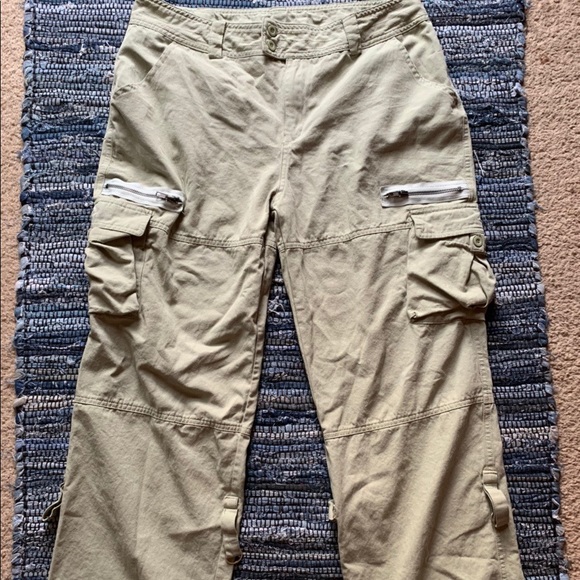 👉🏽Olive cargo pants 👈🏽 - Picture 2 of 2